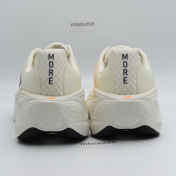 NEW Men's New Balance Fresh Foam X More v5 Sneakers MMORCF5 Angora - Picture 5 of 8